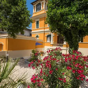 Bed & Breakfast Relais La Torretta Rome